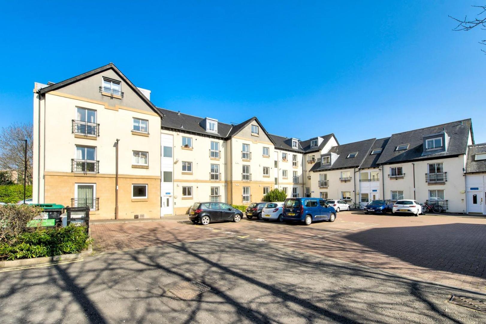 Guestready - Nice 3Bdr Apart W/ Private Parking EDI Exterior photo